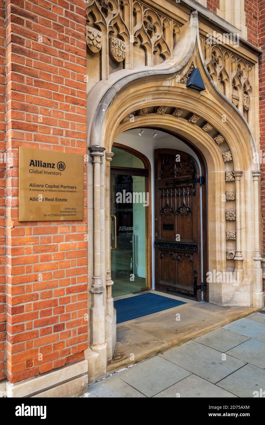 Allianz Global Investors Allianz Capital Partners & Allianz Real Estate Büros im Sion House 56 Victoria Embankment London. Allianz Asset Managers. Stockfoto