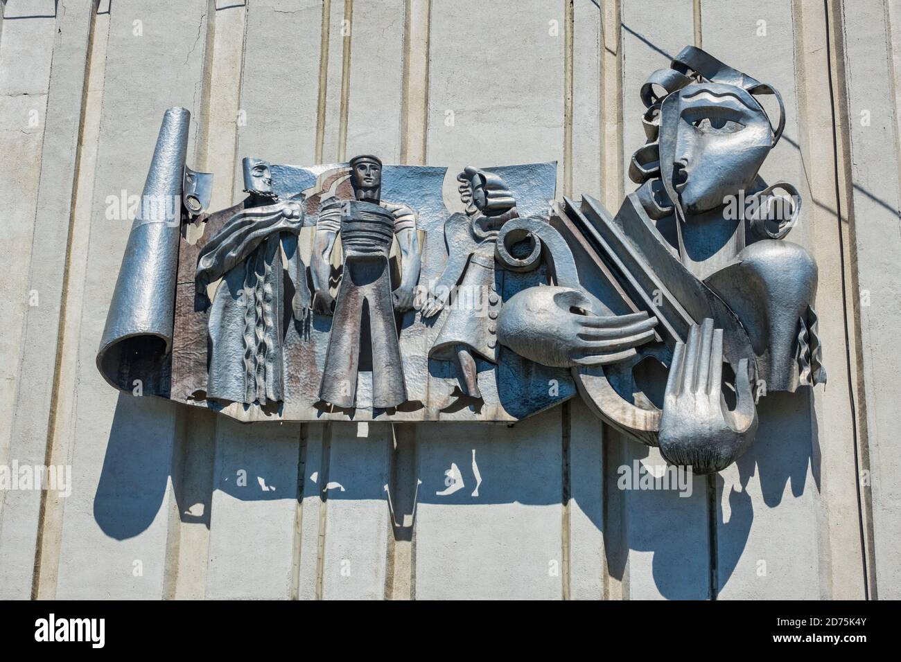 Skulptur auf einer Fassade in Samara Russland Stockfoto