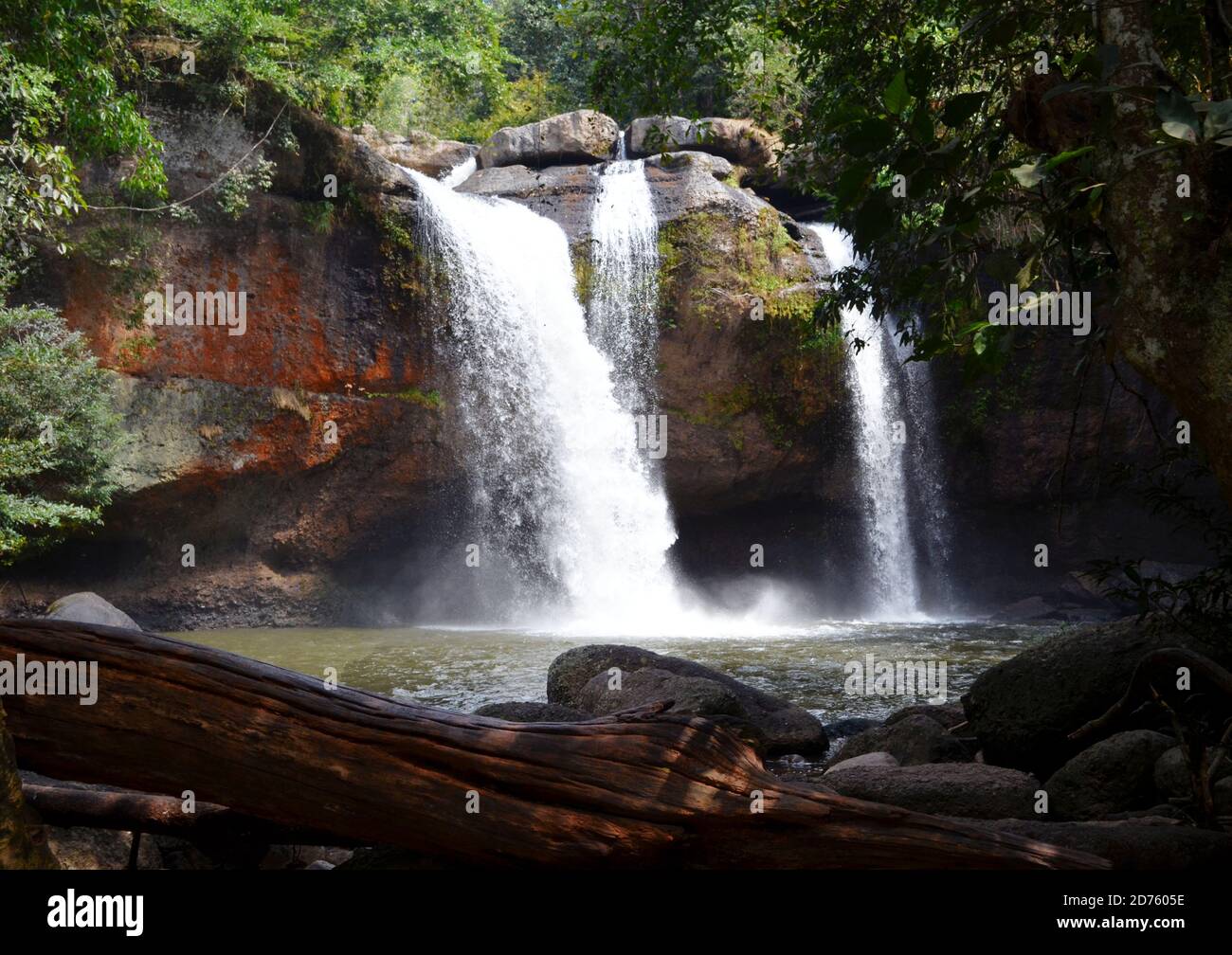 Thailand - Haew Suwat Wasserfall im Khao Yai Nationalpark Stockfoto