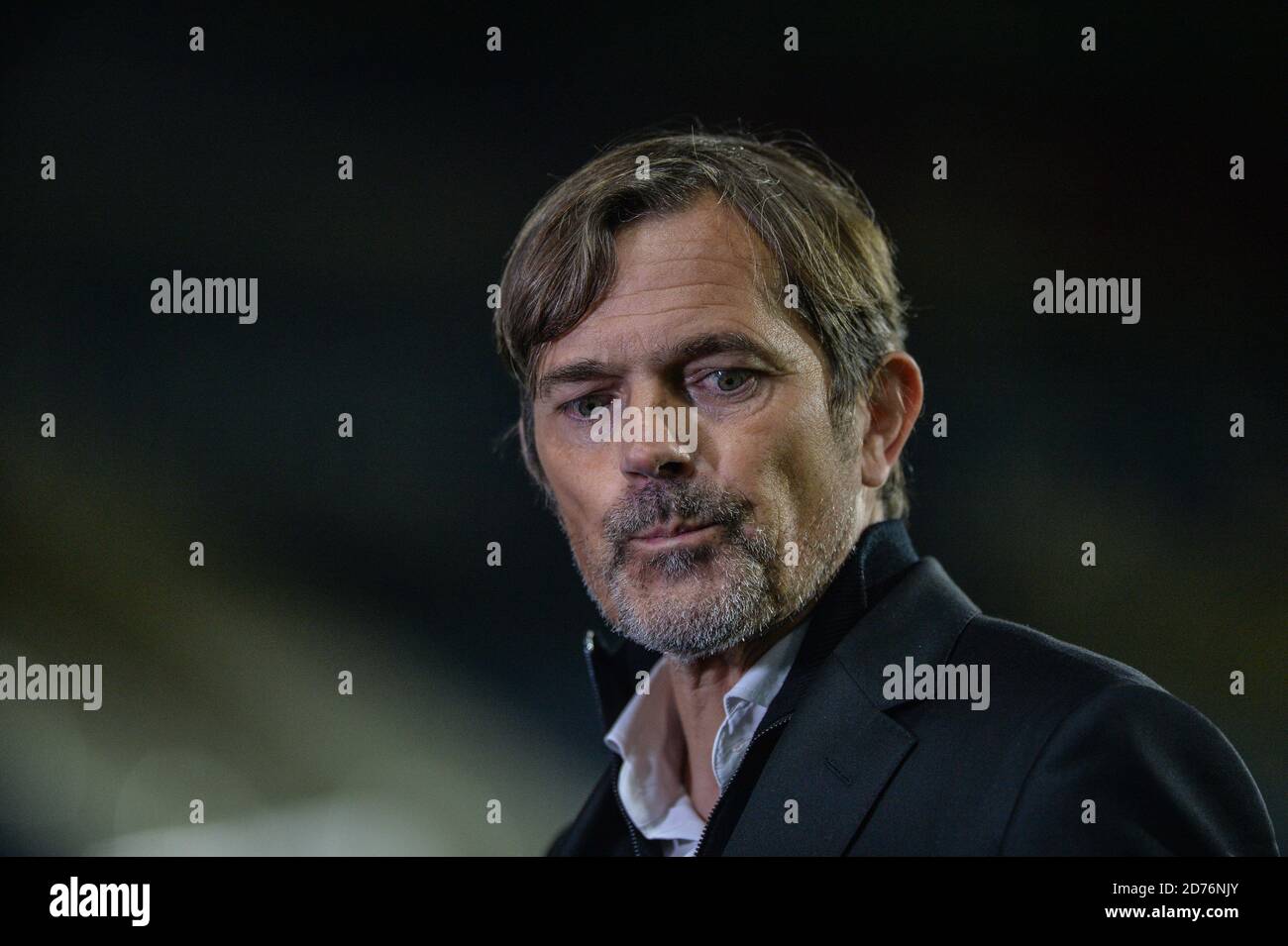 Phillip Cocu Manager von Derby County spricht nach zu drücken Seine Teams 0-1 verlieren Huddersfield Town Stockfoto