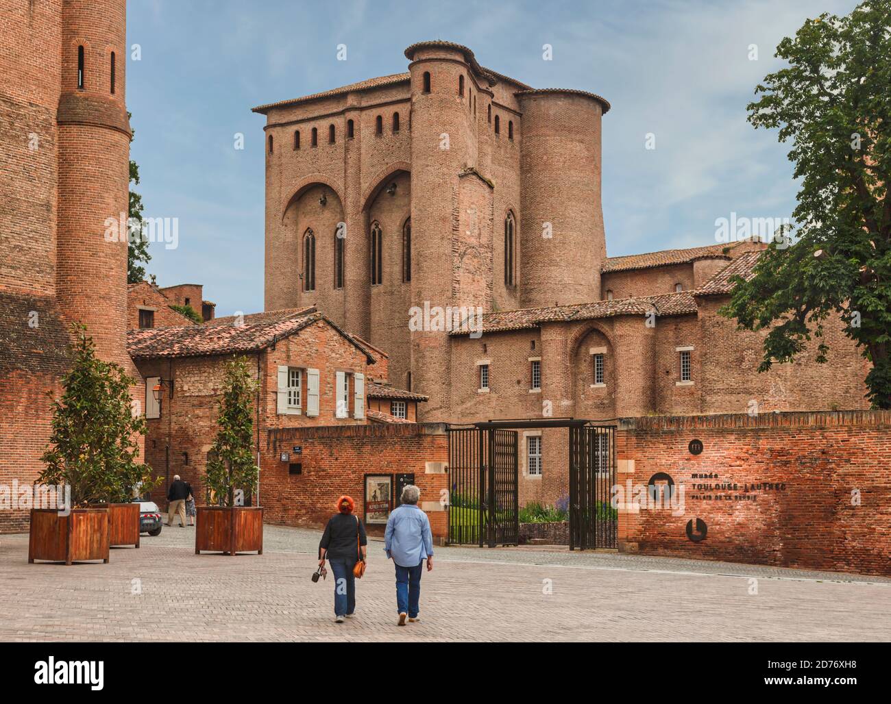 Albi, Departement Tarn, Frankreich. Palais de la Berbie, früher Bischofspalast von Albi, heute Toulouse-Lautrec Museum, ist Teil von Albis UNESCO W Stockfoto