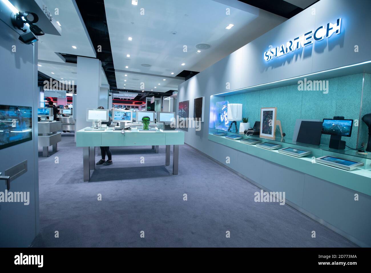 Selfridges London, UK, 25. November 2019: Kaufhaus von Technology Home & Tech Selfridges im Herzen der Oxford Street Stockfoto