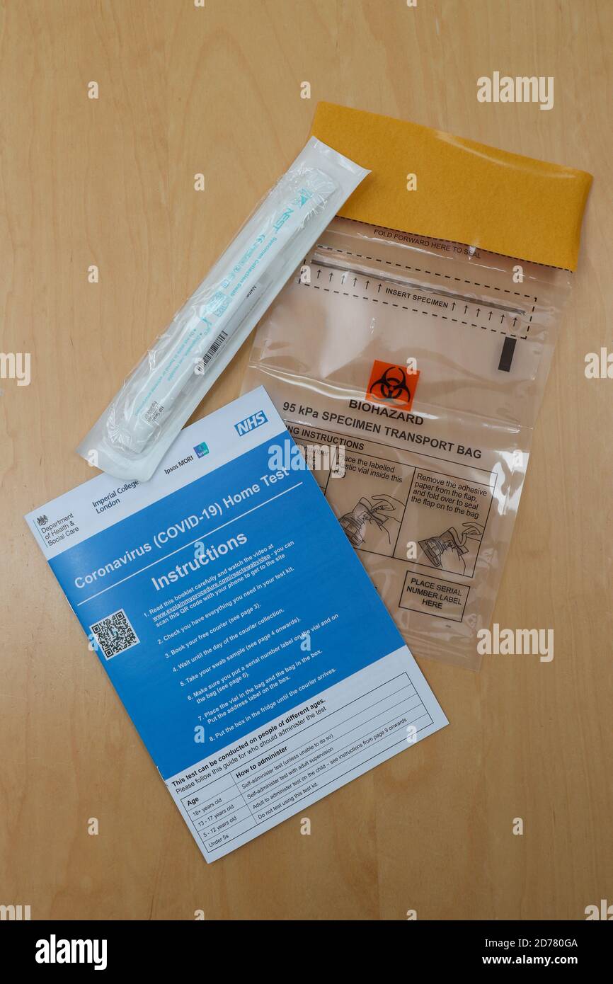Britische Regierung und NHS Coronavirus ( Covid 19 ) Heimtest-Kit. Stockfoto