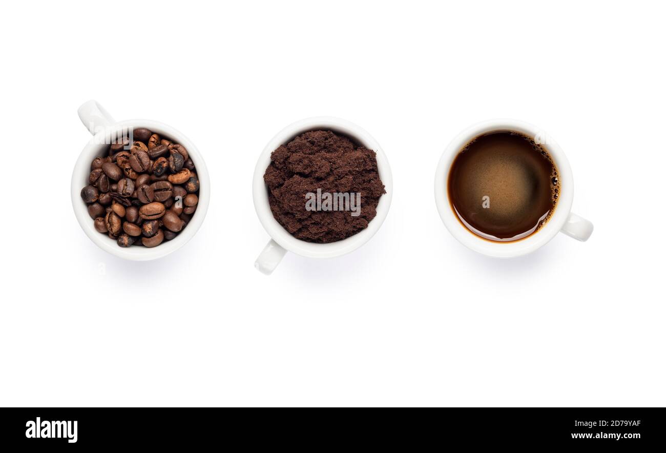 Zusammensetzung mit Tassen Kaffeebohnen, gemahlenem und schwarzem Kaffee Stockfoto