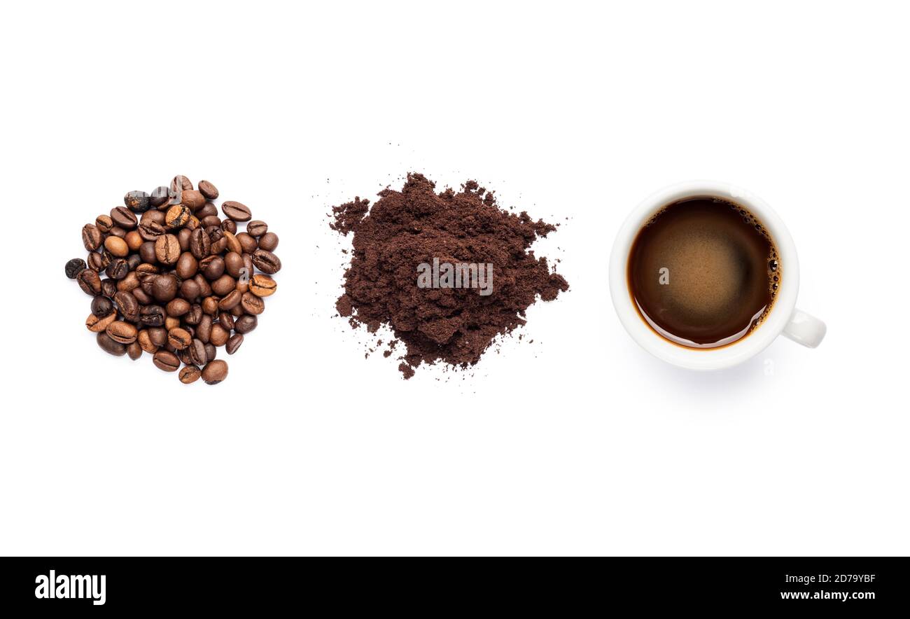 Zusammensetzung mit Kaffeebohnen, gemahlener und schwarzer Kaffeetasse Stockfoto