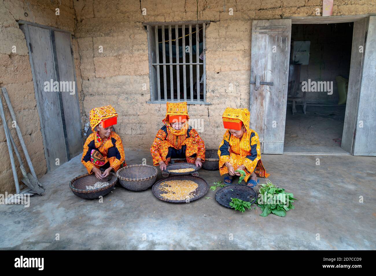 AI Quoc Kommune, Bezirk Loc Binh, lang Son - 22. September 2020: Live-Szene von Dao Lu Gang ethnischen Minderheiten in Ai Quoc Kommune, Loc Binh Distr Stockfoto