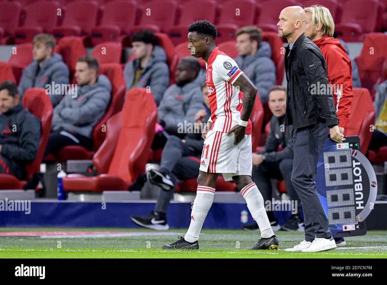 Ersatzspieler Quincy Promes von Ajax im Austausch für Mohammed Kudus von Ajax während der UEFA Champions League, Gruppenphase, Gruppe D Fußballspiel b Stockfoto