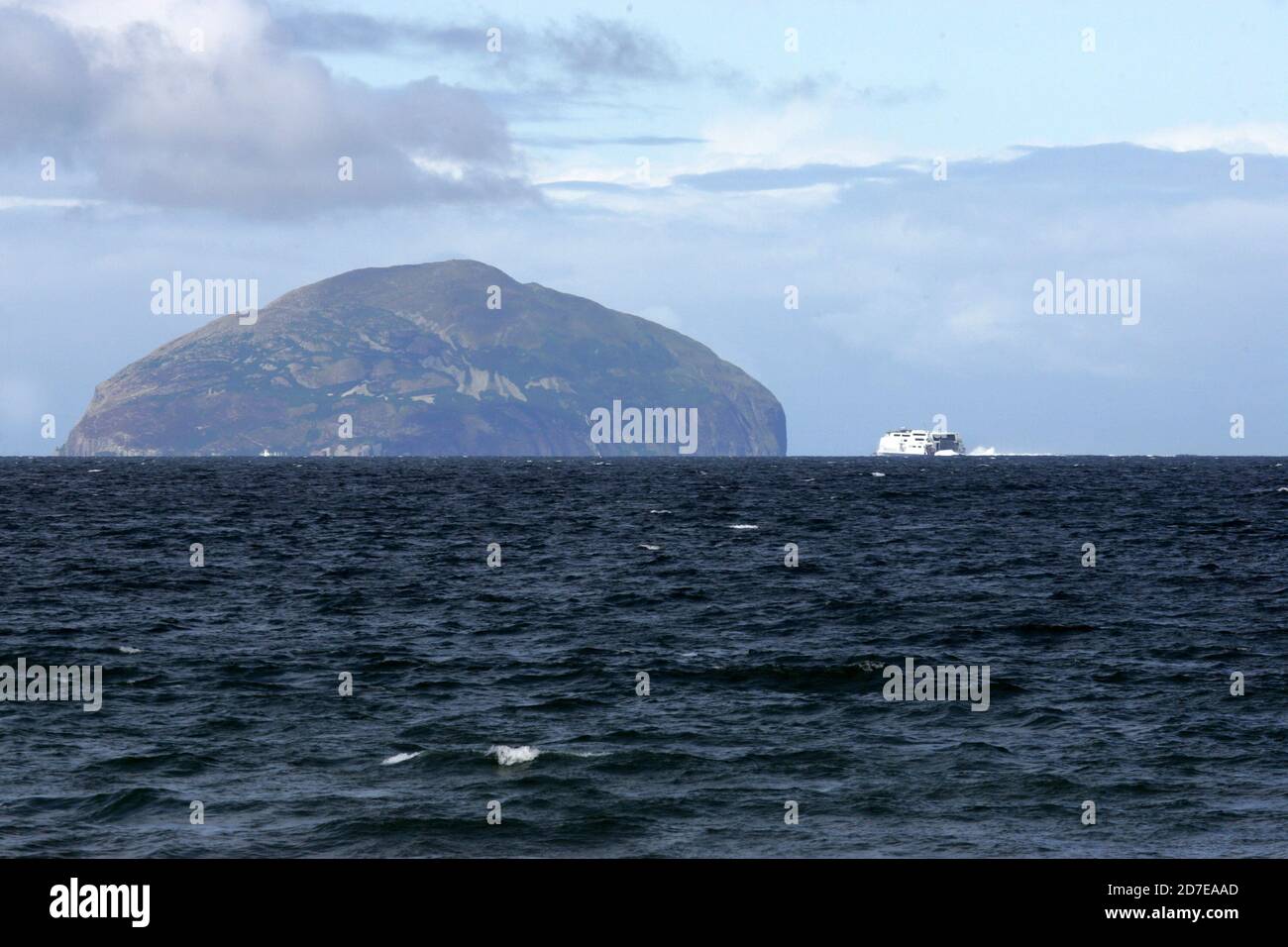 Am Firth of Clyde, Westküste Schottlands, nähert sich P&O Seacat Ailsa Craig Stockfoto