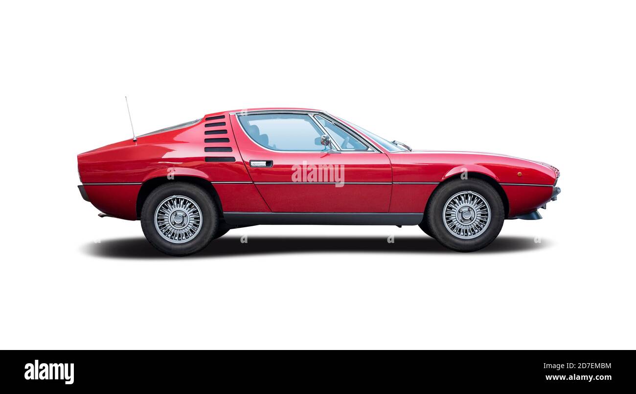 Rote klassische italienische Sportwagen isoliert auf weißem Hintergrund Stockfoto