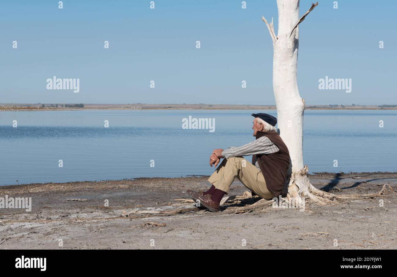 Epecuén, Provinz Buenos Aires, Argentinien: Epecuén ist eine überflutete Stadt, die durch die starken Regenfälle von 1985 überschwemmt wurde. Alle Einwohner emigrierten bis auf einen. Stockfoto