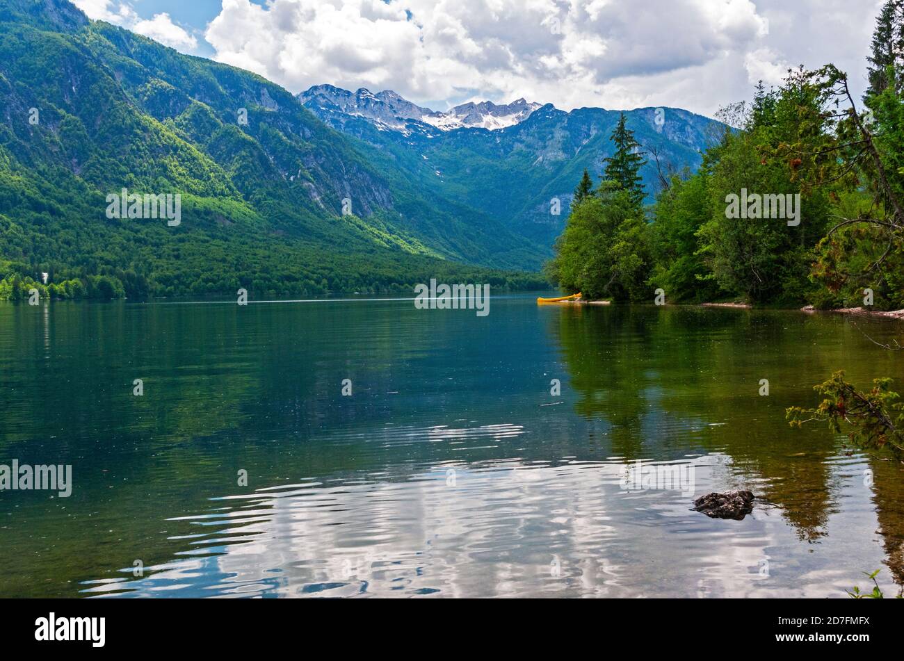 Bohinjer See und die Julischen Alpen, Slowenien Stockfoto
