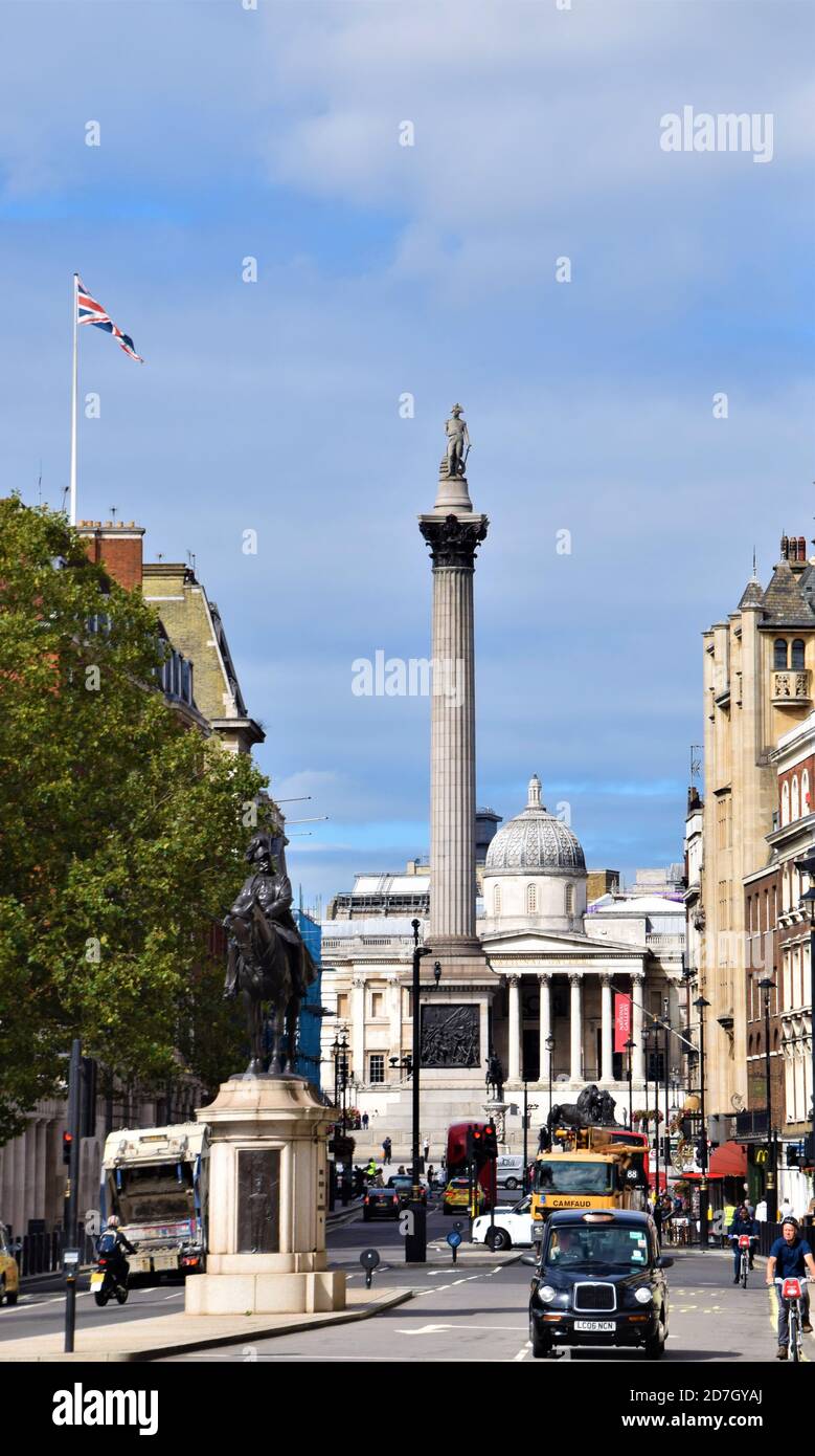 Trafalgar Square Blick von Whitehall, London, Großbritannien Stockfoto