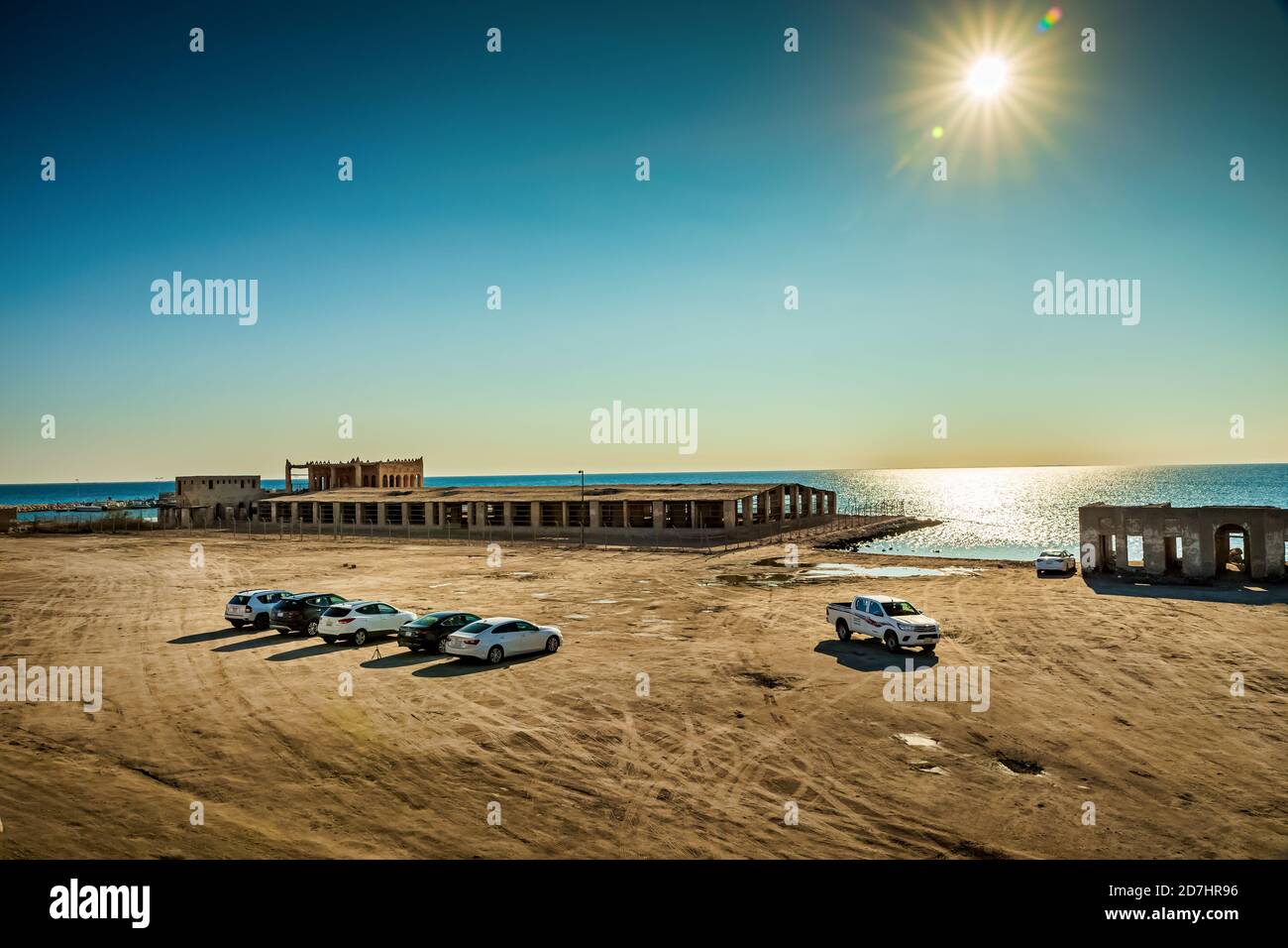 Morgenansicht des historischen alten Al-Uqair Hafens in Saudi Arabien. Stockfoto