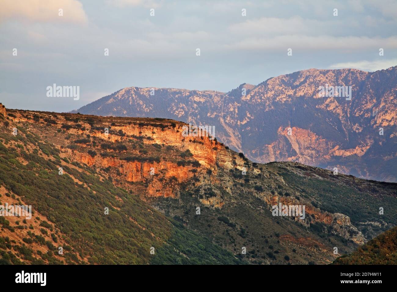 Landschaft in der Nähe von Parapotamos Igoumenitsa. Region Epirus. Griechenland Stockfoto