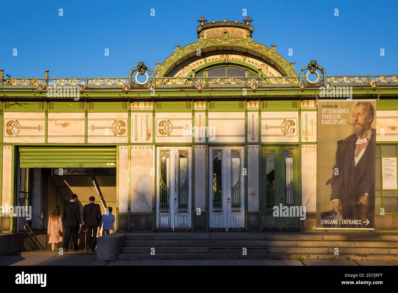 Österreich, Wien, U-Bahn-Station Karlsplatz Stockfoto