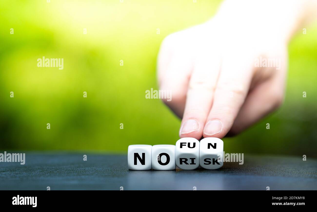 DICE kreiert den Slogan 'no risk no fun'. Stockfoto