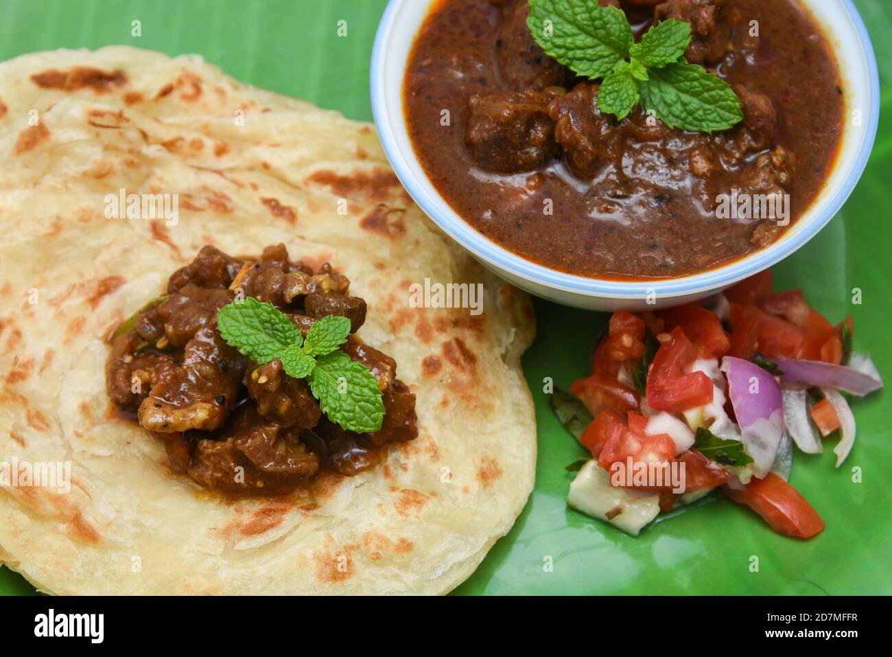 Parotta mit curry Stockfotos und -bilder Kaufen - Alamy