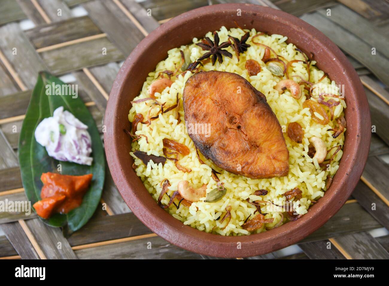 Huhn Biryani biriyani mit Basmati-Reis. Indische Reis Lebensmittel ...