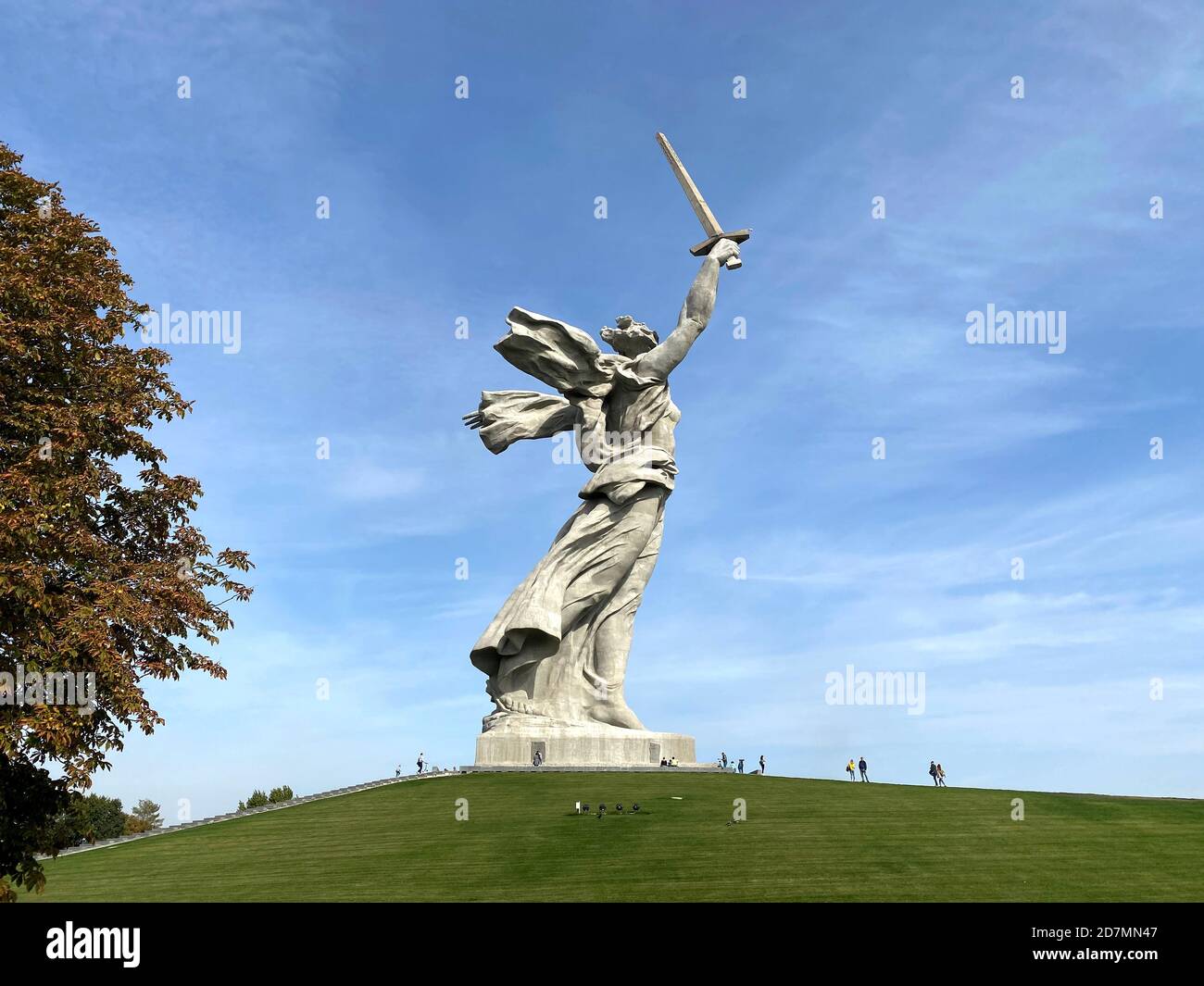 Wolgograd, Russland, 04.10.2020 die größte Skulptur der Welt Mutterland auf Mamajew Kurgan in der Stadt Wolgograd Russland Stockfoto