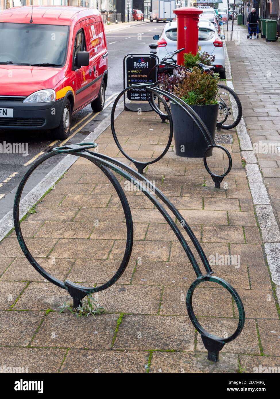 Penny Farthing Fahrradträger in Northam, Southampton, Großbritannien  Stockfotografie - Alamy