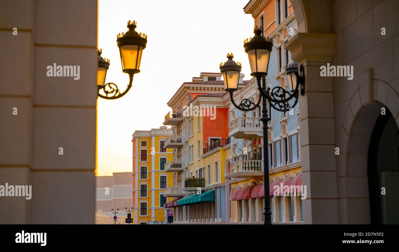 Qanat Quartier im Pearl in Doha, Katar Stockfoto