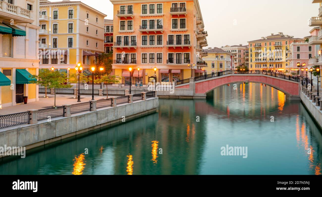 Qanat Quartier im Pearl in Doha, Katar Stockfoto