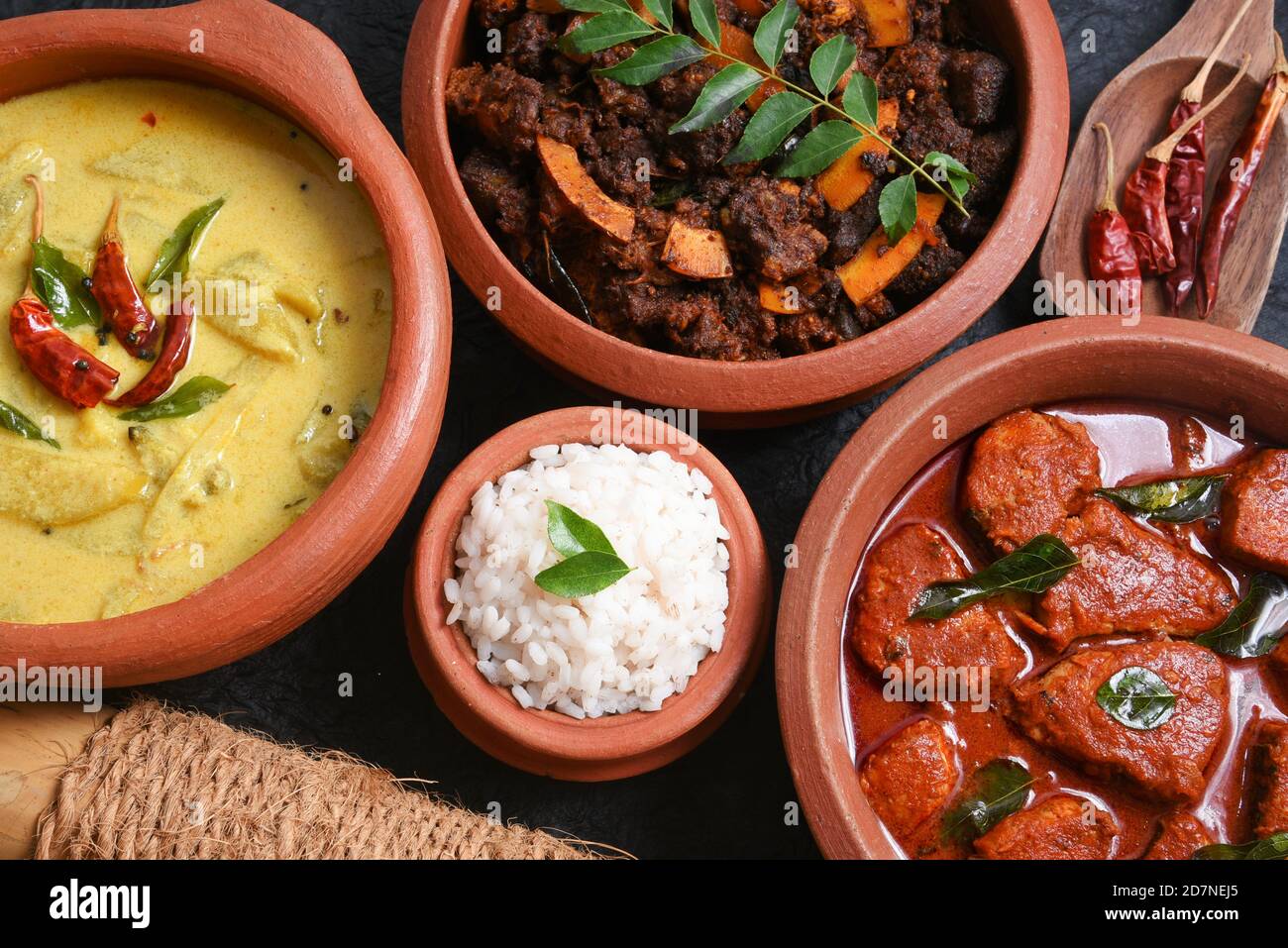 Parotta mit curry -Fotos und -Bildmaterial in hoher Auflösung – Alamy