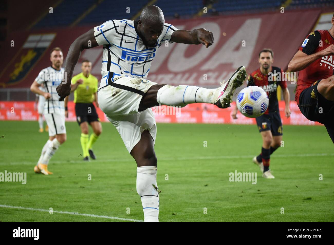 Luigi Ferraris Stadion, Genua, Italien, 24 Oct 2020, Romelu Lukaku (Inter) während Genua CFC gegen FC Internazionale, italienische Fußball Serie A Spiel - Credit: LM/Danilo Vigo/Alamy Live News Stockfoto