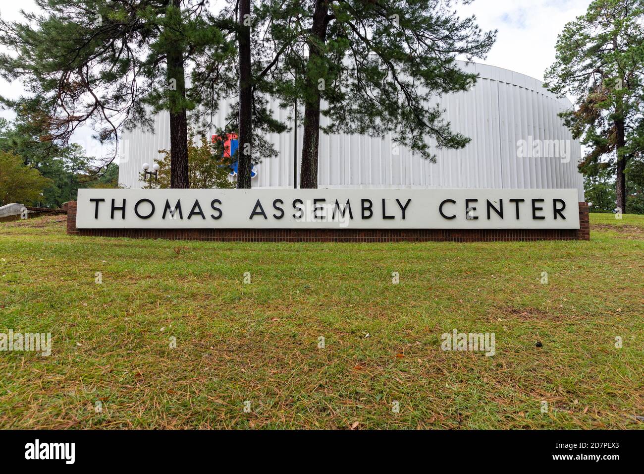 Ruston, LA / USA - 10. Oktober 2020: Thomas Assembly Center auf dem Campus von Louisiana Tech Stockfoto