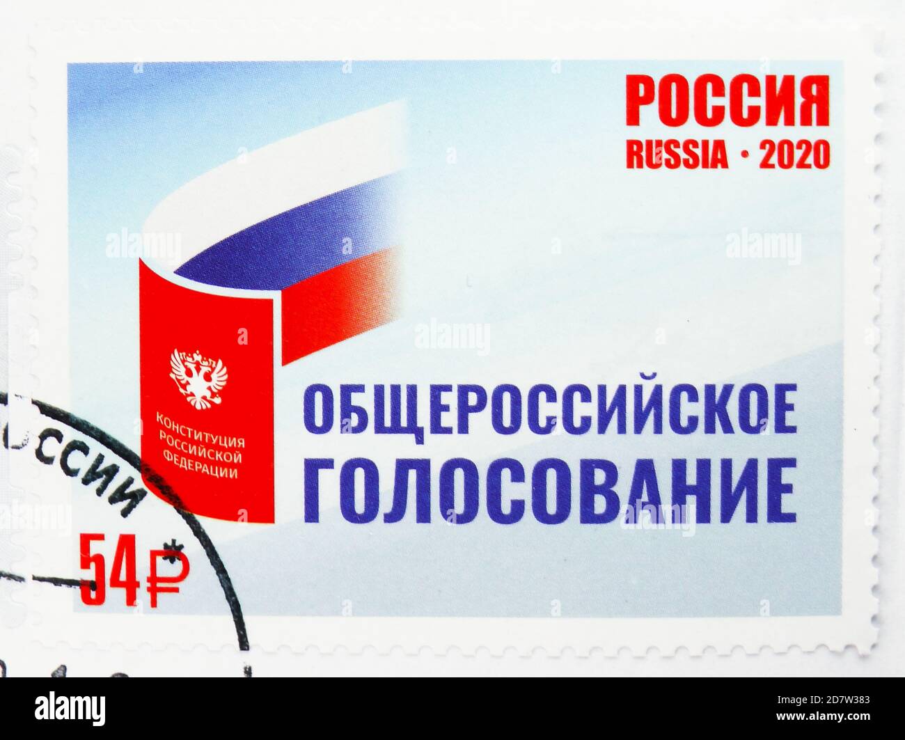 MOSKAU, RUSSLAND - 9. OKTOBER 2020: Briefmarke in Russland gedruckt zeigt Referendum über Verfassungsänderungen 2020, um 2020 Stockfoto