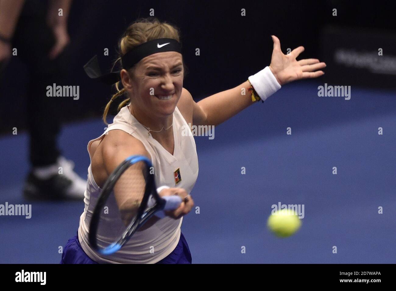 Ostrava, Tschechische Republik. Oktober 2020. ***CTK POOL***Belarussische Victoria Azarenka (Azarenko) im Einsatz während des Spiels gegen Landsmann Aryna Sabalenka (Sabalenko) während der J&T Banka Ostrava Open 2020 Frauen WTA Indoor-Tennisturnier in Ostrava, Tschechische Republik, 25. Oktober 2020, Credit: Jaroslav Ozana/CTK Foto/Alamy Live News Stockfoto