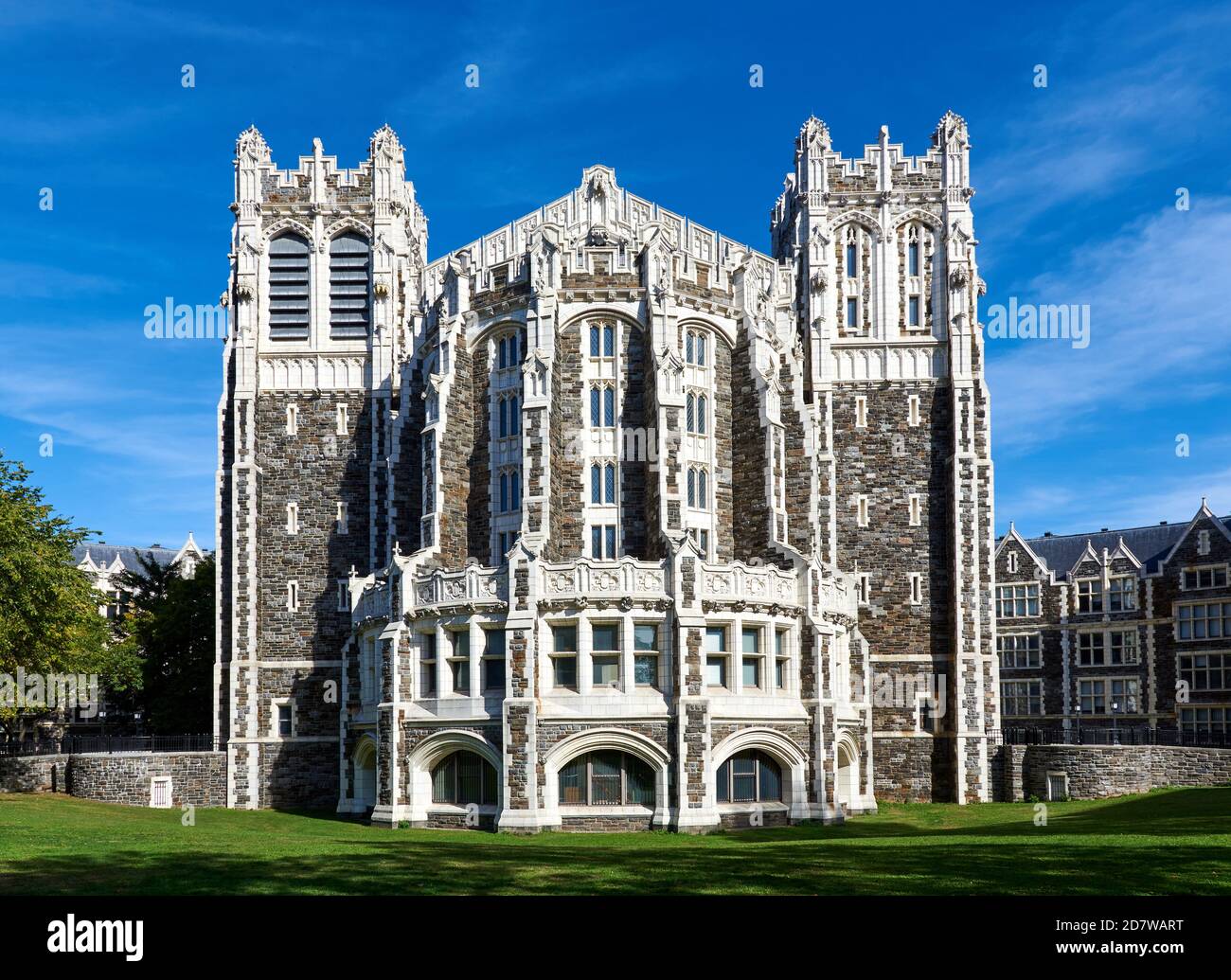 City College of New York Shepard Hall, ein Meisterwerk der Gotik aus dem Jahr 1907, entworfen von George Browne Post. Stockfoto