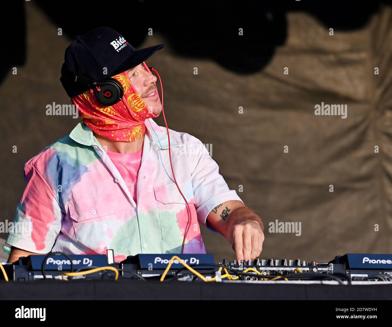 OKTOBER 24 - BURLINGAME, CA: Diplo, Major Lazer tritt während ihrer Music is the Weapon Drive-in Tour im Burlingame Golf Center am 24. Oktober 2020 in Burlingame, Kalifornien, auf. Dieses Konzert fand mit sozialen Distanzierungsprotokollen während der COVID-19 Pandemie 2020 statt, die Teilnehmer mussten sich in ihrem eigenen Raum halten und zu jeder Zeit Masken tragen. Foto: Casey Flanigan/imageSPACE/MediaPunch Stockfoto