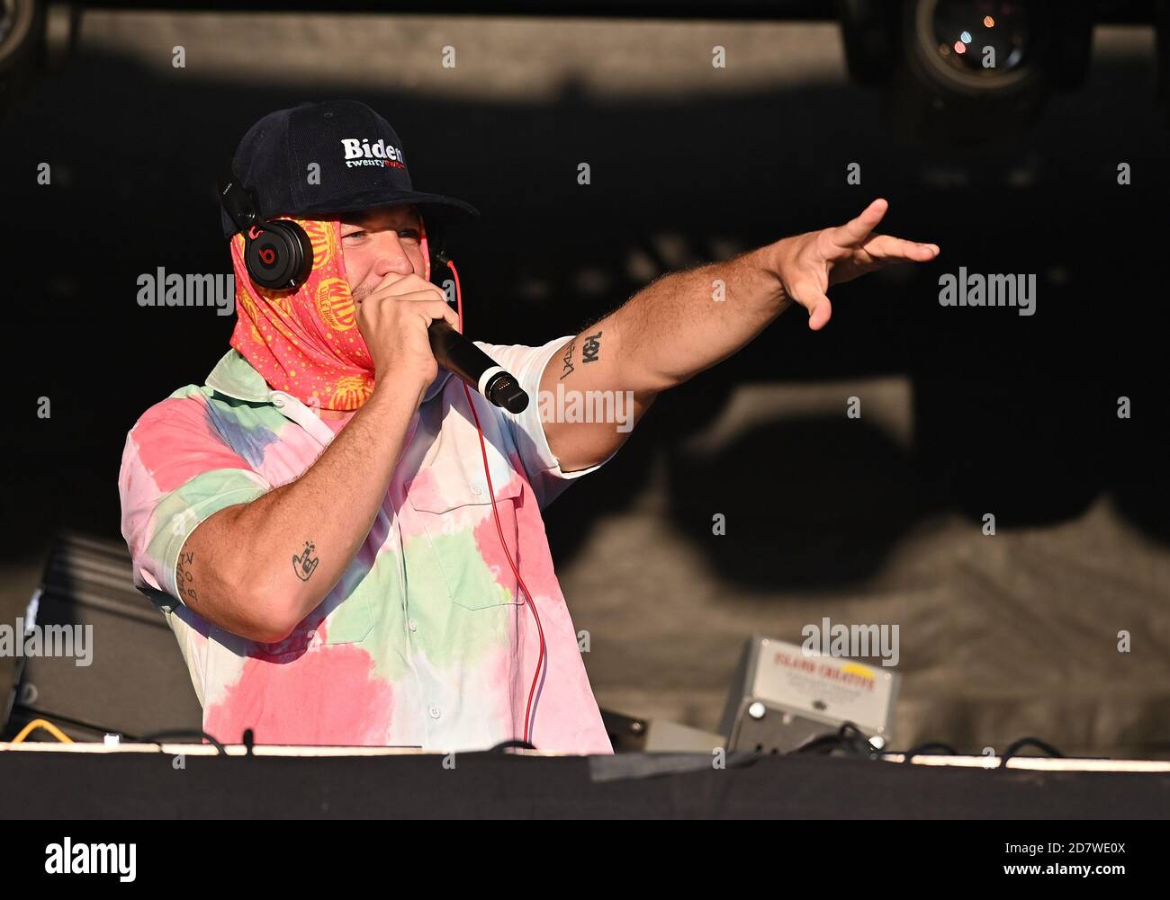 OKTOBER 24 - BURLINGAME, CA: Diplo, Major Lazer tritt während ihrer Music is the Weapon Drive-in Tour im Burlingame Golf Center am 24. Oktober 2020 in Burlingame, Kalifornien, auf. Dieses Konzert fand mit sozialen Distanzierungsprotokollen während der COVID-19 Pandemie 2020 statt, die Teilnehmer mussten sich in ihrem eigenen Raum halten und zu jeder Zeit Masken tragen. Foto: Casey Flanigan/imageSPACE/MediaPunch Stockfoto