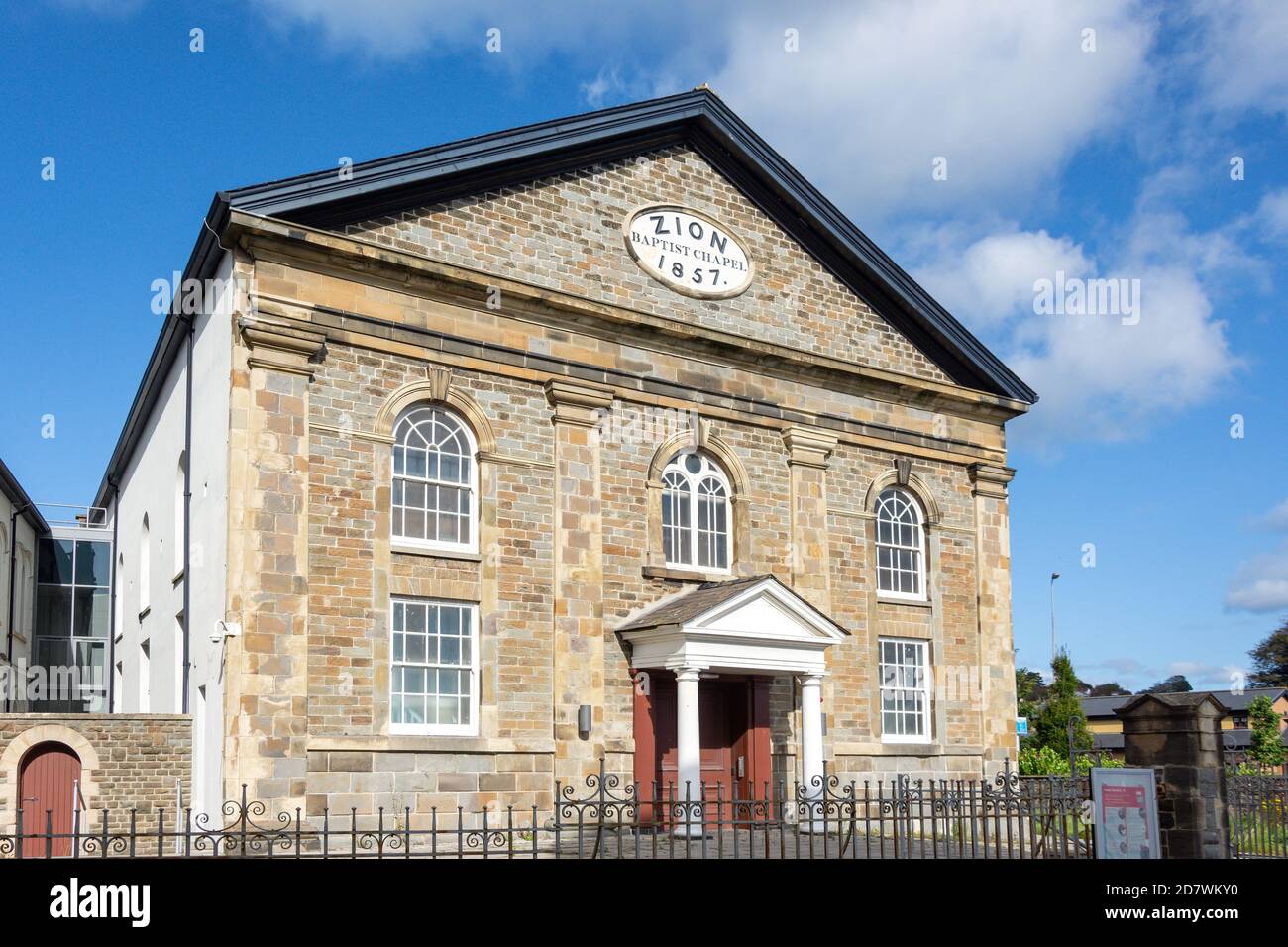 Zion Baptist Chapel aus dem 19. Jahrhundert, Island Place, Llanelli, Carmarthenshire, Wales, Vereinigtes Königreich Stockfoto