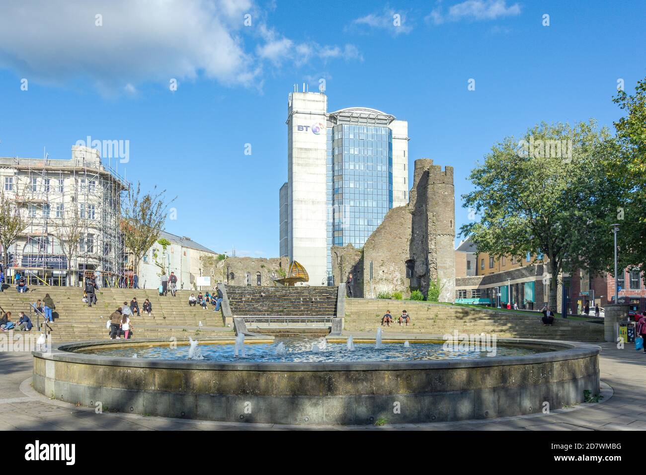 Swansea Castle and Fountain, Castle Square, Swansea (Abertawe), City and County of Swansea, Wales, Vereinigtes Königreich Stockfoto