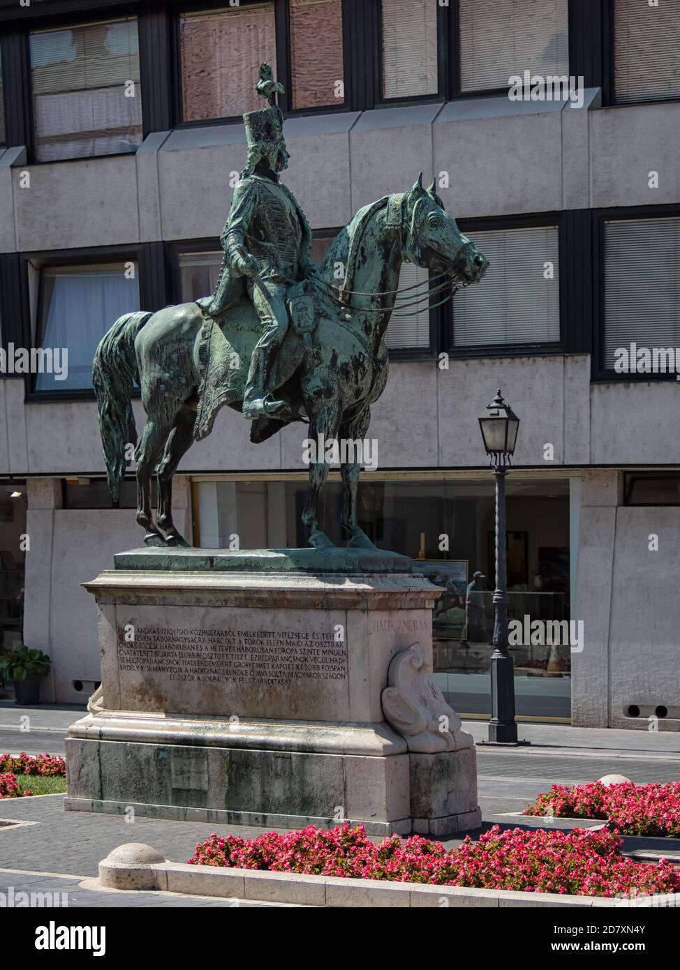 BUDAPEST, UNGARN - 16. JULI 2019: Reiterstatue von Andras Hadik von Gyorgy Vastagh Stockfoto BUDAPEST, UNGARN - 16. JULI 2019: Reiterstatue von Andras Hadik von Gyorgy Vastagh Stockfoto