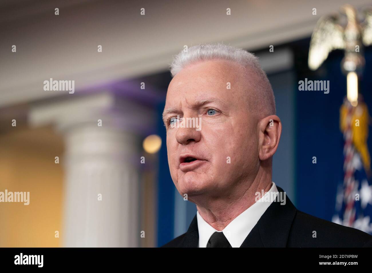 Admiral Brett Giroir, Assistant Secretary of Public Health, spricht am Donnerstag, 30. Januar 2020, während einer Pressekonferenz über die Opioidkrise im Weißen Haus in Washington, D.C., USA. Quelle: Alex Edelman/The Photo Access Stockfoto