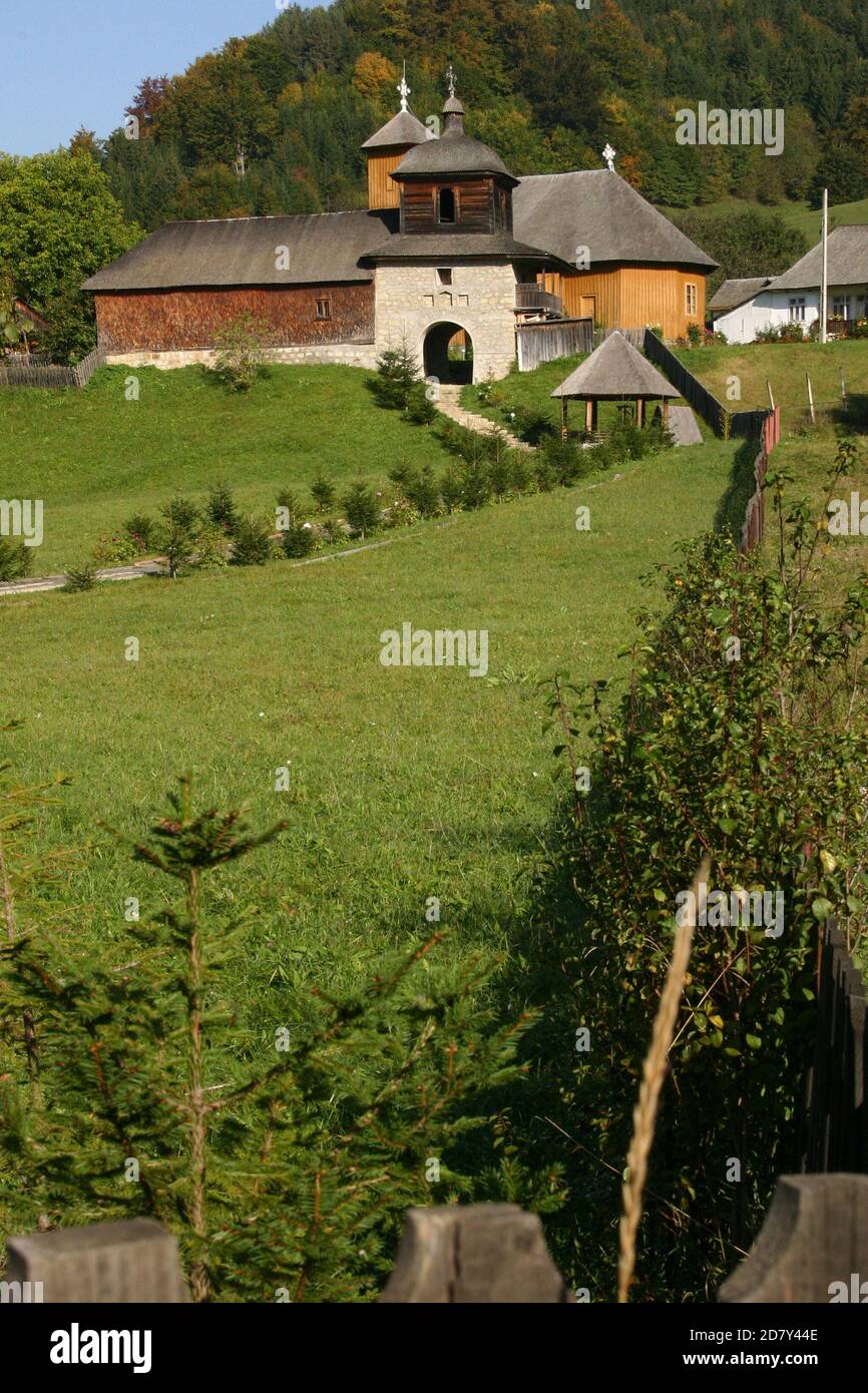 Außenansicht des Lepsa-Klosters (Mănăstirea Lepșa) in der Provinz Vrancea, Rumänien. Stockfoto