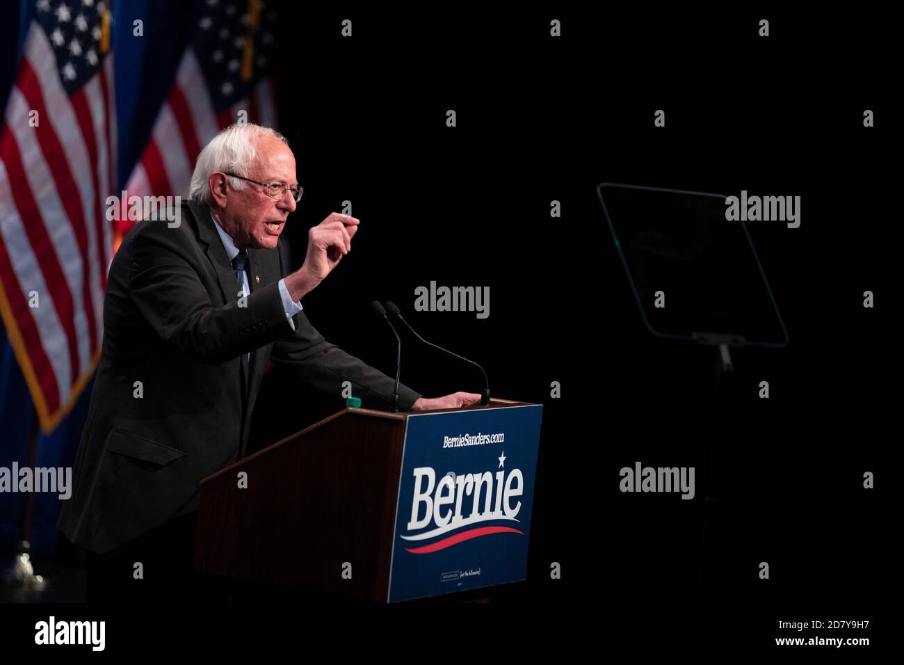 2020 Anwärter für US-Präsident, Senator Bernie Sanders, spricht I-V.T. an einer Kampagnenveranstaltung an George Washington, Universität in Washington, D.C. am 12. Juni 2019. Sanders nannte die Veranstaltung eine große Wahlkampfveranstaltung und hielt eine lange Rede über den demokratischen Sozialismus. Quelle: Alex Edelman/The Photo Access Stockfoto