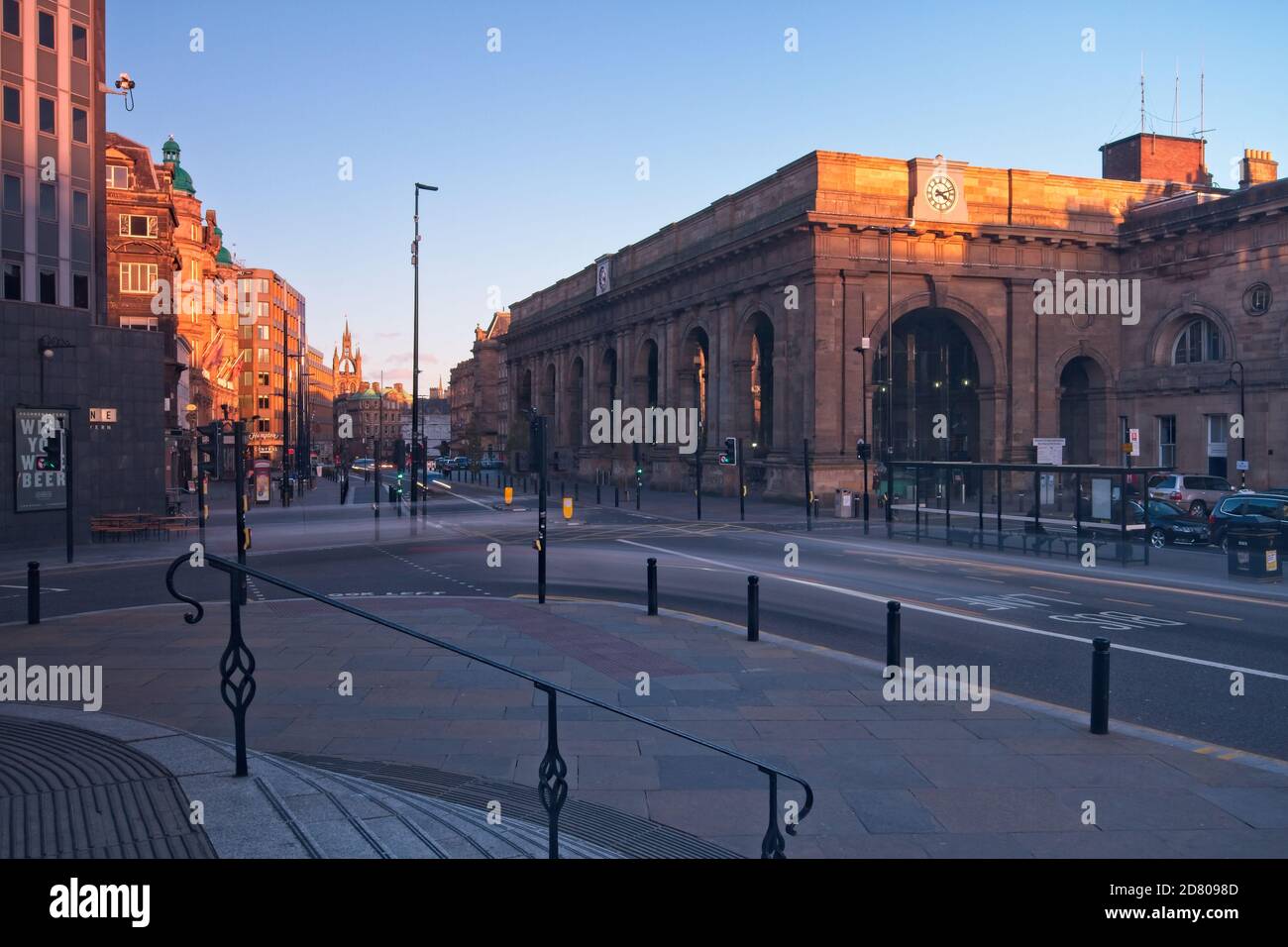 Newcastle Central Station steht auf der Neville Street im Stadtzentrum von Newcastle upon Tyne, Tyne und tragen in Nordostengland. Stockfoto