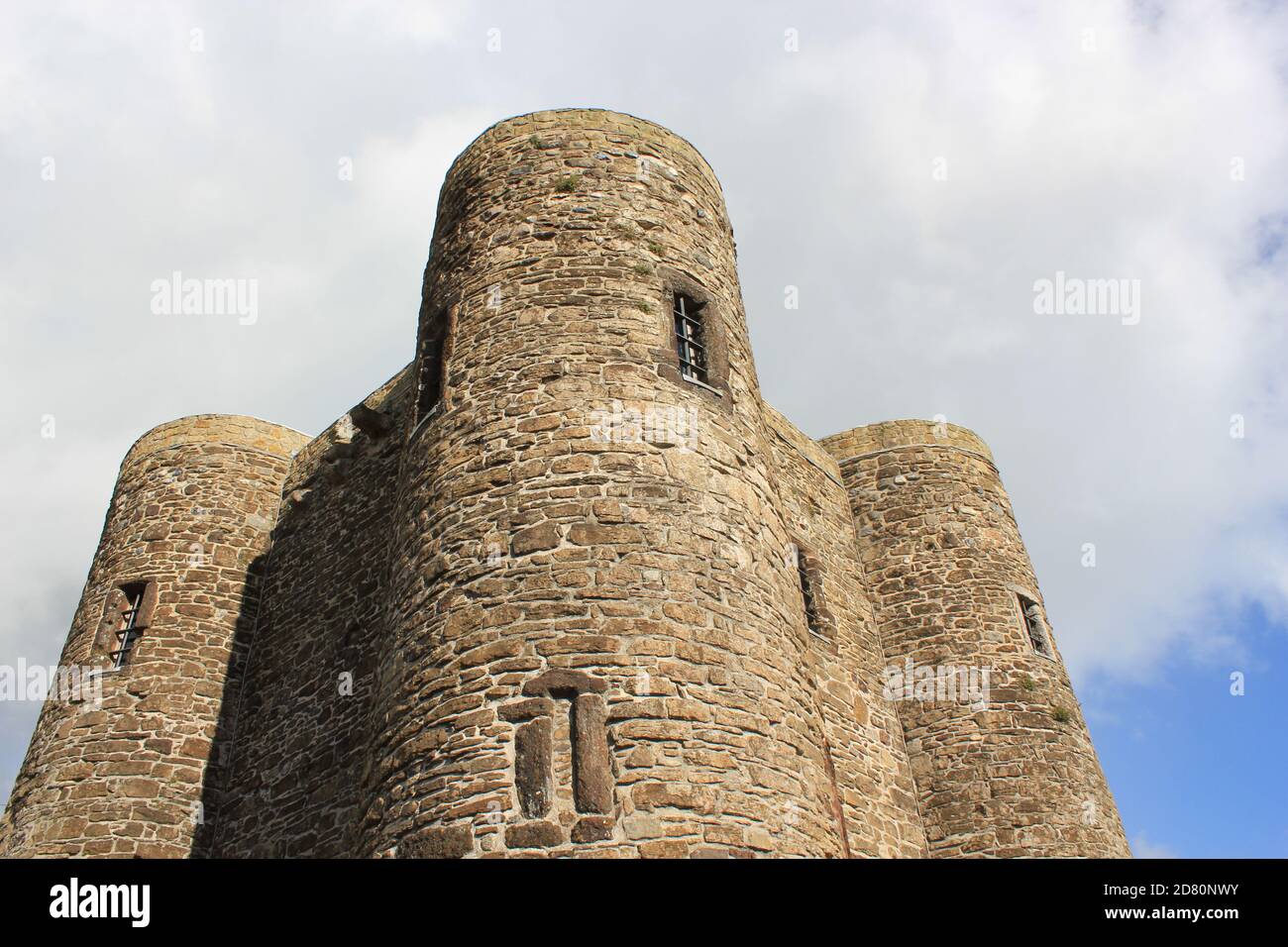 Ypern Tower aus dem 14. Jahrhundert, der Teil der Verteidigung von Rye mit Kanonen war, jetzt Rye Castle Museum, mit Ausstellungen zur lokalen Geschichte,RYE , EAST SUSSEX, Großbritannien Stockfoto