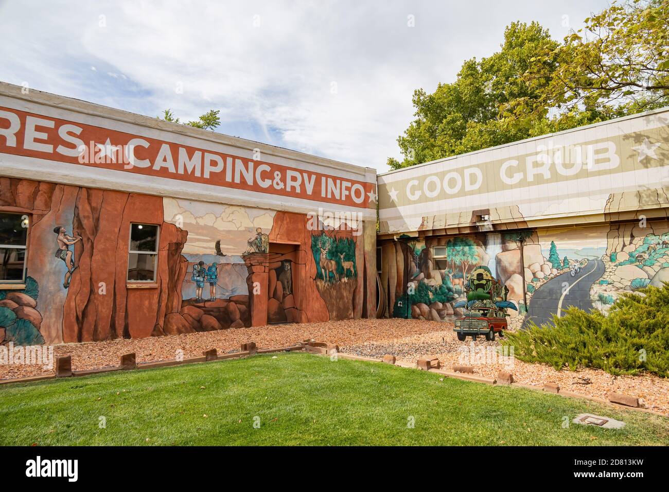 Utah, OCT 7, 2020 - Außenansicht des Kane County Office of Tourism Stockfoto