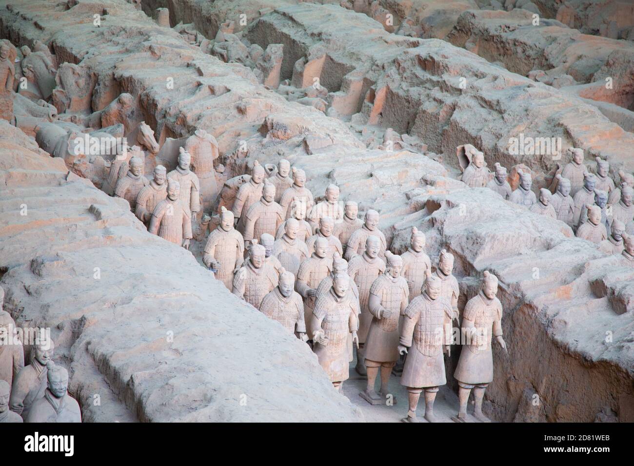 XIAN, CHINA - Oktober 8, 2017: Berühmte Terrakotta Armee in Xi'an, China. Das mausoleum von Qin Shi Huang, dem ersten Kaiser von China enthält Sammlung Stockfoto