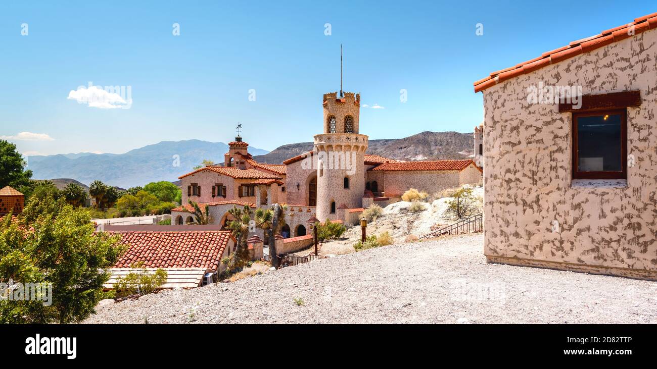 Scotty's Castle ist eine zweistöckige Mission Revival und Spanish Colonial Revival Villa im Death Valley, Kalifornien-USA Stockfoto