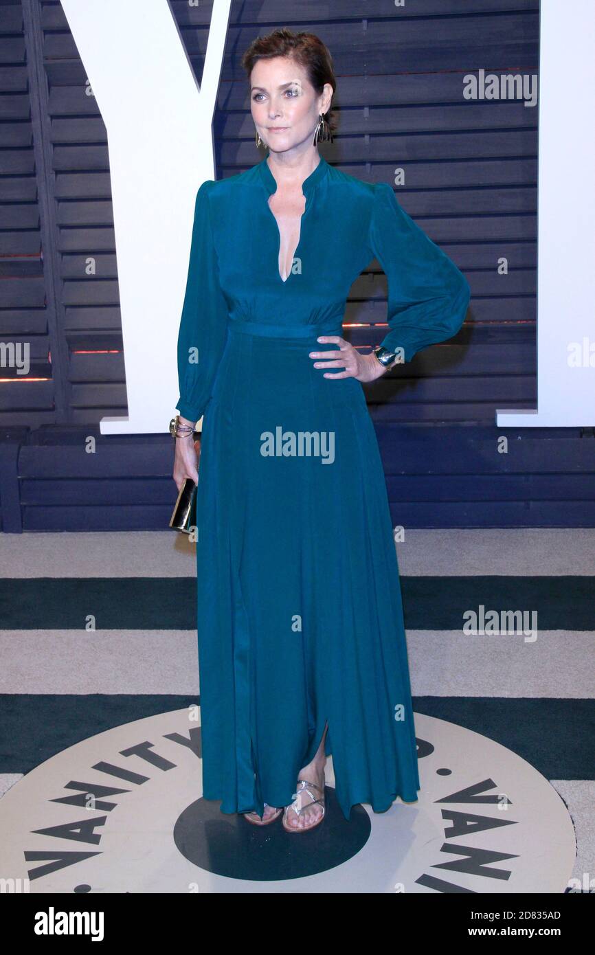 LOS ANGELES - FEB 26: Carey Lowell bei der Vanity Fair Oscar Party 2017 im Wallis Annenberg Center am 26. Februar 2017 in Beverly Hills, CA Stockfoto