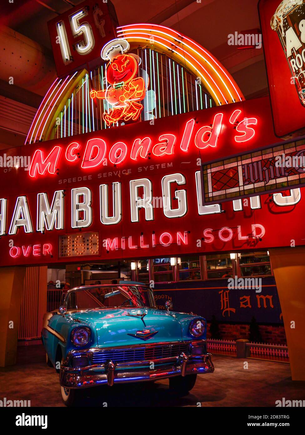 McDonalds Drive durch Schild am Henry Ford Museum Stockfoto
