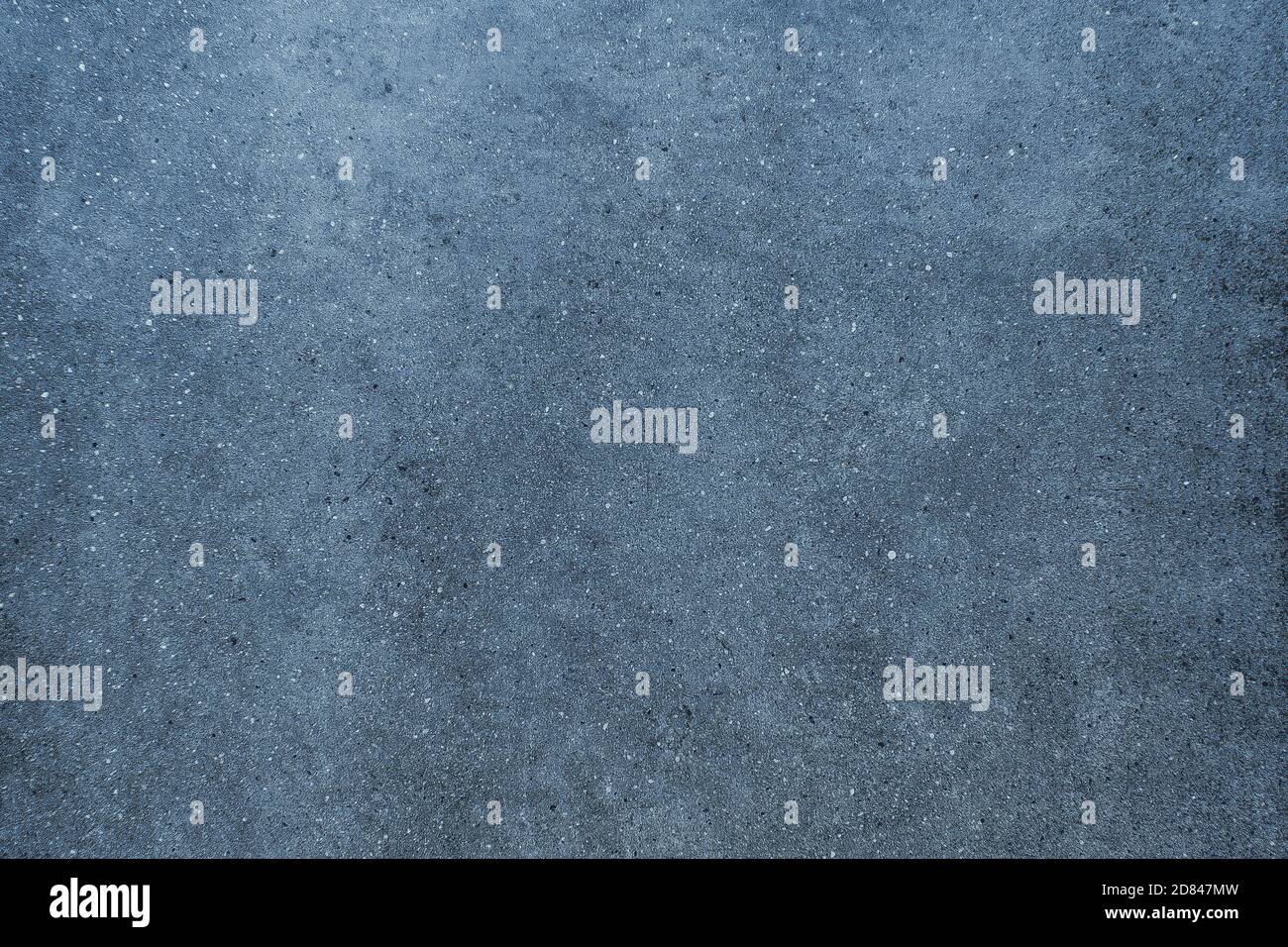 Dunkelblauer Grunge Zement Wand Textur Hintergrund. Notleidende Overlay-Textur der verrosteten geschälten Wand. Abstraktes Texturmuster Stockfoto