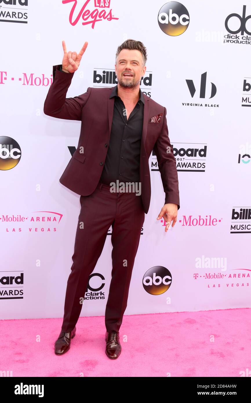 LAS VEGAS - MAI 21: Josh Duhamel bei den Billboard Music Awards 2017 - Ankunft in der T-Mobile Arena am 21. Mai 2017 in Las Vegas, NV Stockfoto