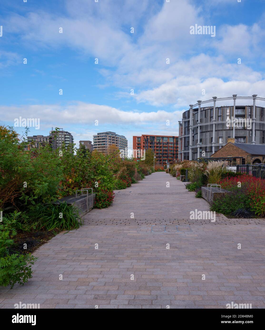 Bagley Walk, Kings Cross Reentwicklung, London eine neue Route zwischen Granary Square und Coal Drops and Gasholders Stockfoto